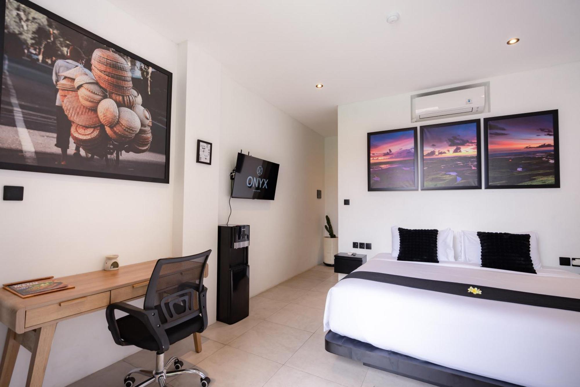 Onyx Beach Hotel Canggu  Bagian luar foto
